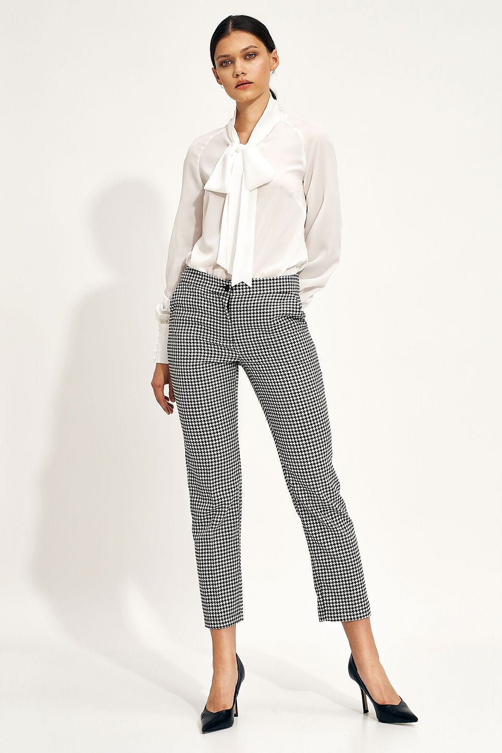 Women trousers model 170489 Nife