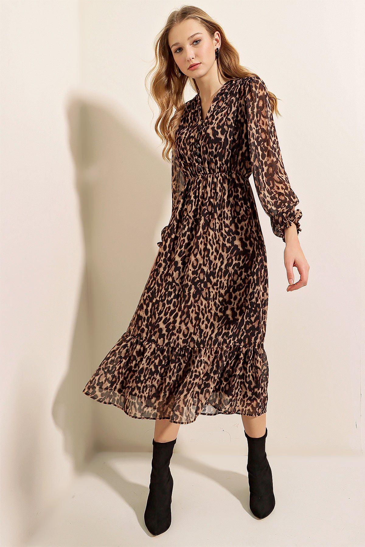 Dress -Leopard pattern